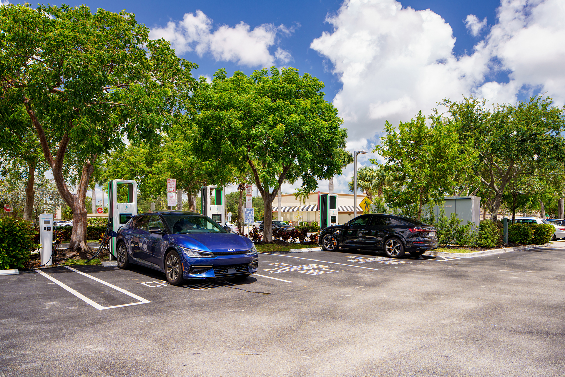 EV_Charging_Parking_Lot